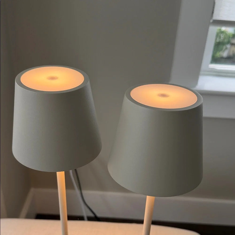 set of 2 - Beige Metal Table Lanterns Lamps